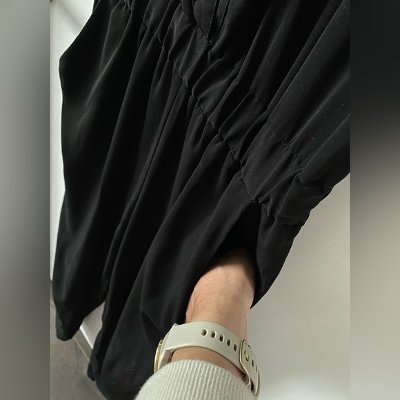 Black collared sleeveless jumpsuit - Picture 3 of 4